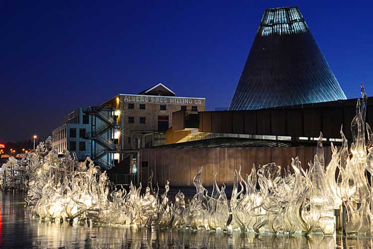 Tacoma Museum Of Glass